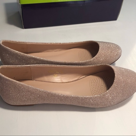 sparkly light pink flats - Picture 3 of 8